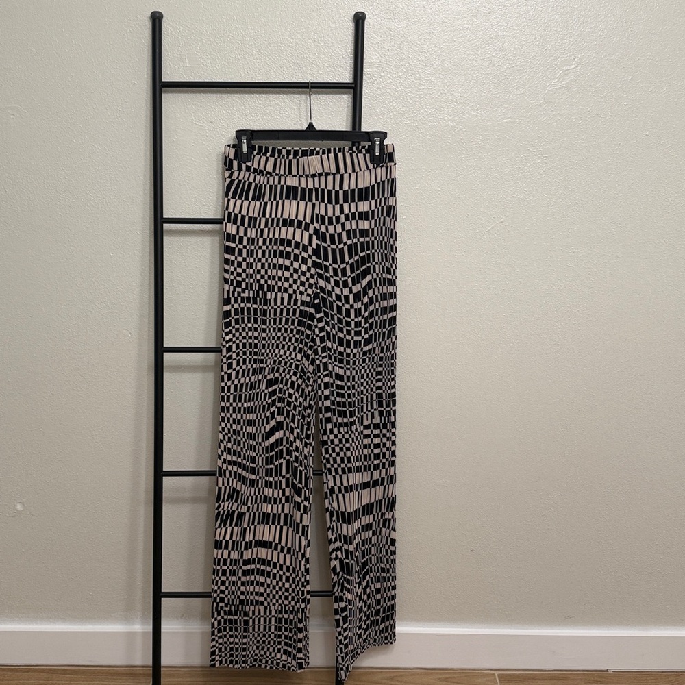 Monki Striped Black and Beige Pants